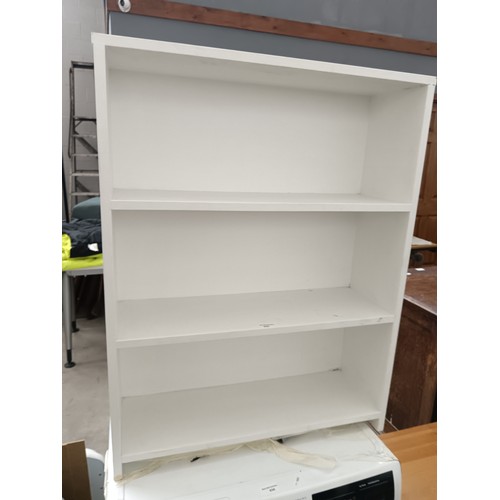 655 - Small bookcase