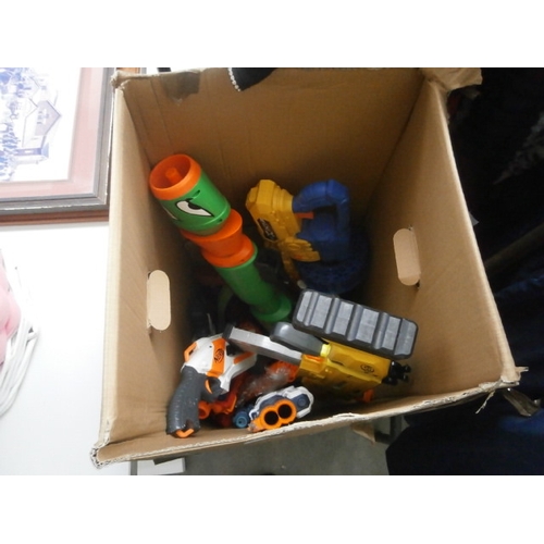 102 - Box of assorted Nerf guns