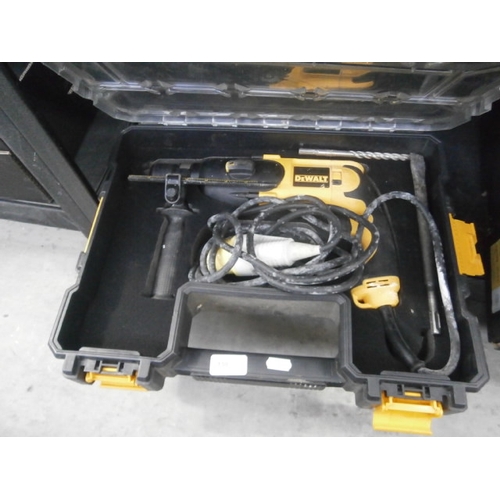 130 - Dewalt drill with case