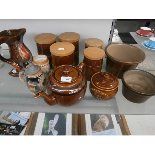 156 - Collection of assorted stoneware items