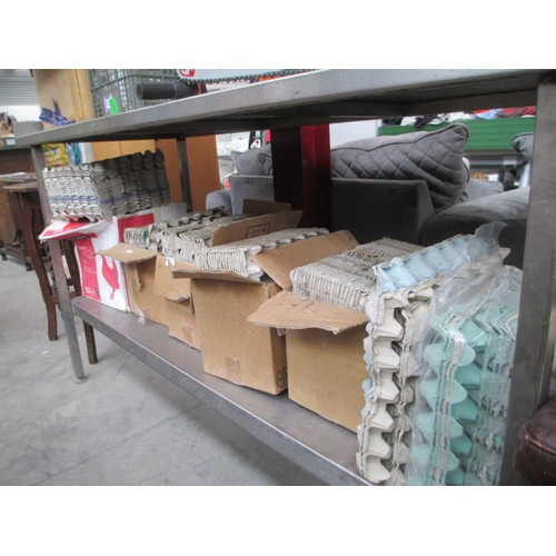 370 - Quantity of egg trays