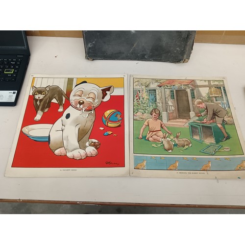 390 - 58 Vintage teaching in practice for infant school index to class pictures with original folder inc P... 