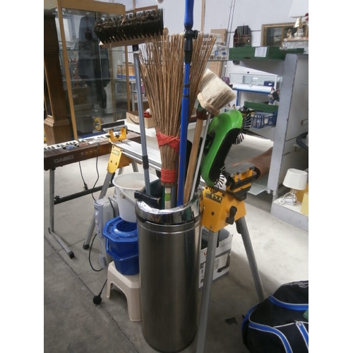 105 - Lot inc brushes, bin, oil filled radiator, mop bucket, etc