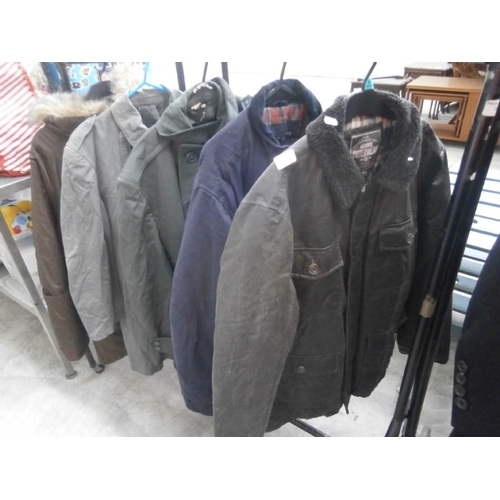 606 - 5 x assorted coats