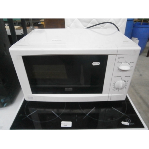 653 - George Home 700W microwave working