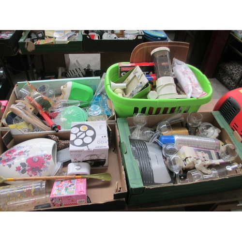 86 - Three boxes inc vase, blender, flask, egg cooker, grilling machine, etc