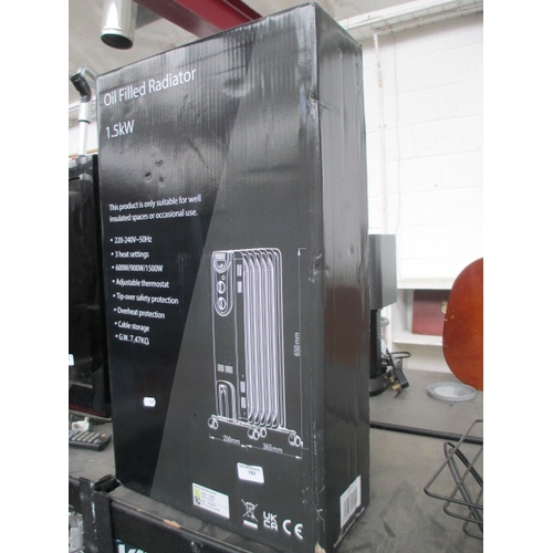 182 - New and boxed oil filled radiator