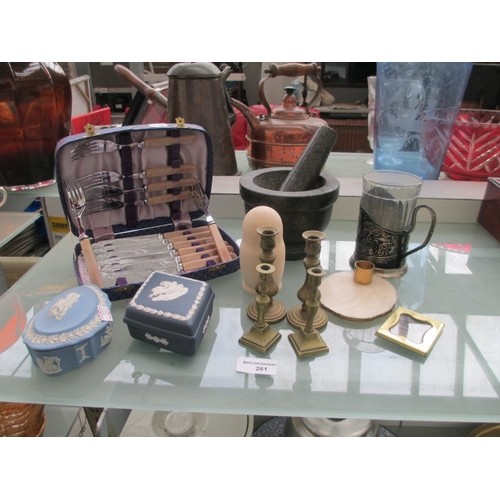 Lot 261       