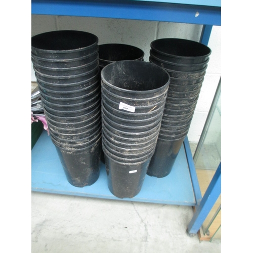 409 - Collection of plant pots