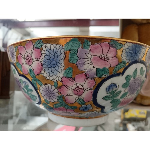 450 - Decorative oriental bowl