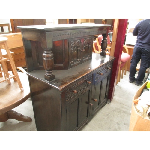 616 - A vintage carved oak 2 drawer Court Cupboard with bulbous supports