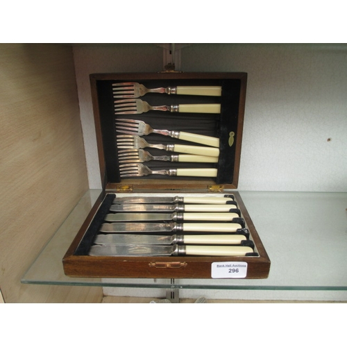 296 - A vintage boxed EPNS knife and fork set