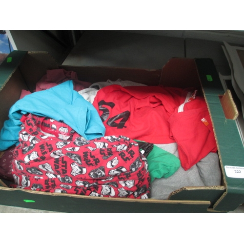 322 - Box of assorted clothing