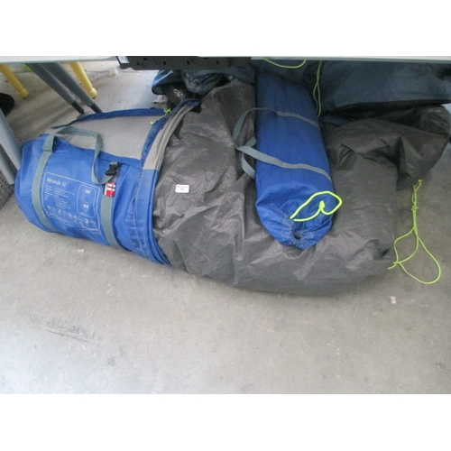 153 - Nevada XL 8 person tent in good condition