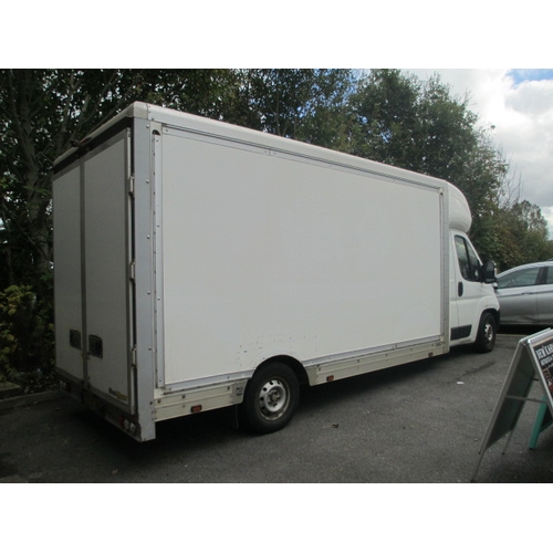 457 - 2019 Peugeot low loader boxer 335 hdi 1997cc luton van mileage 144056 mot expires 16/05/25
No Vat on... 