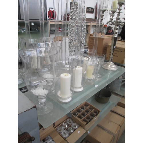 228 - Quantity of assorted tall vases