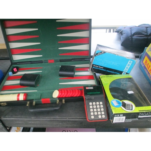 275 - Lot inc Backgammon game, Prinztronic SR88M calculator, Elsi Mate EL-8005S calculator and personal or... 