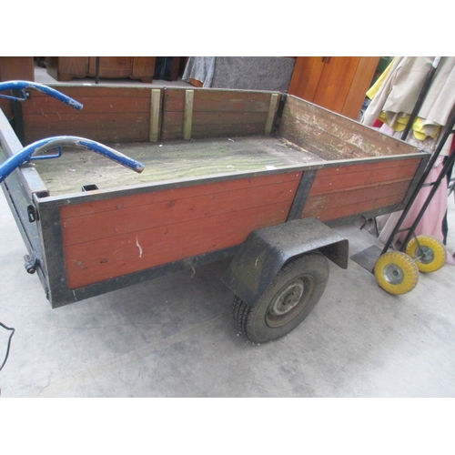 404 - A 2 metre x 1.25 metre trailer reserve has been lowered