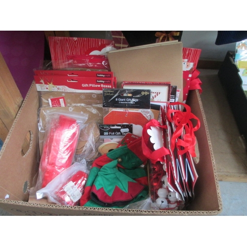 50 - Box of assorted Christmas items