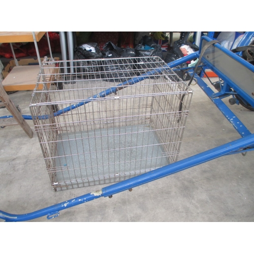 102 - Medium sized dog cage