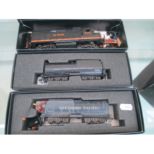 212 - Three Bachmann Spectrum model locomotives