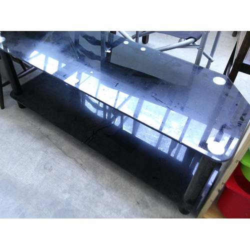 622 - A large black glass 2 tier TV stand