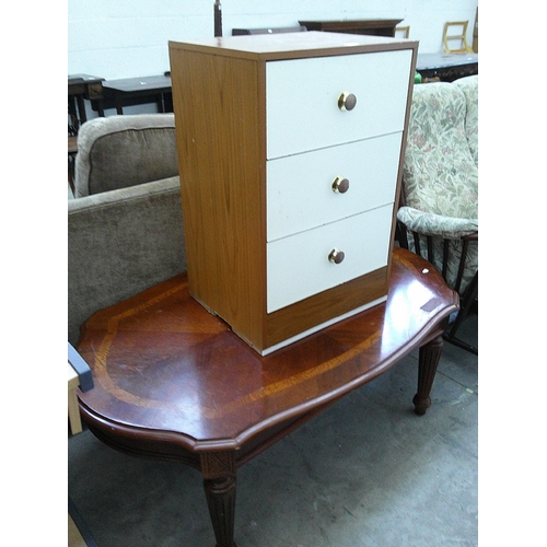 624 - A large inlaid coffee table with shaped top and a 3 drawer bedside chest