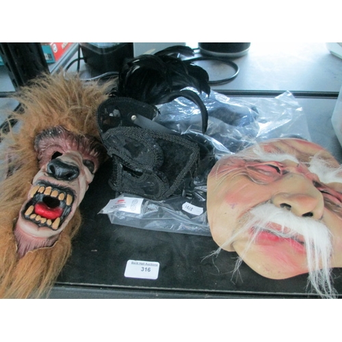 316 - Lot inc Halloween masks and headband