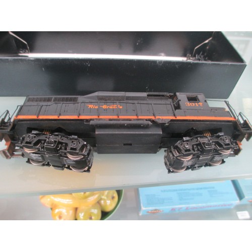 212 - Three Bachmann Spectrum model locomotives