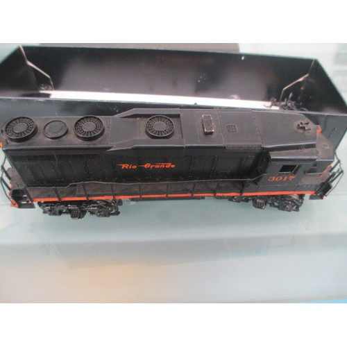 212 - Three Bachmann Spectrum model locomotives