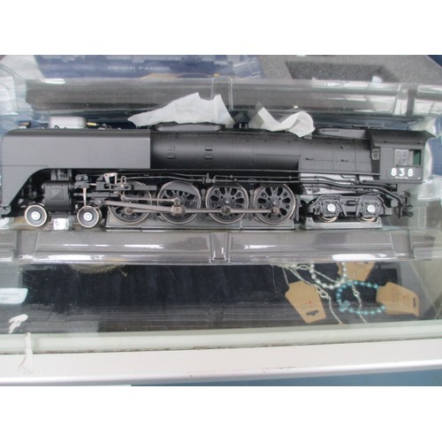 223 - Athearn Genesis Northern 4-8-4 model locomotive