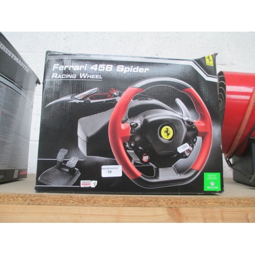 39 - Thrustmaster Ferrari gaming racing set