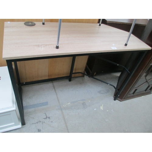 632 - A modern metal framed desk/dressing table