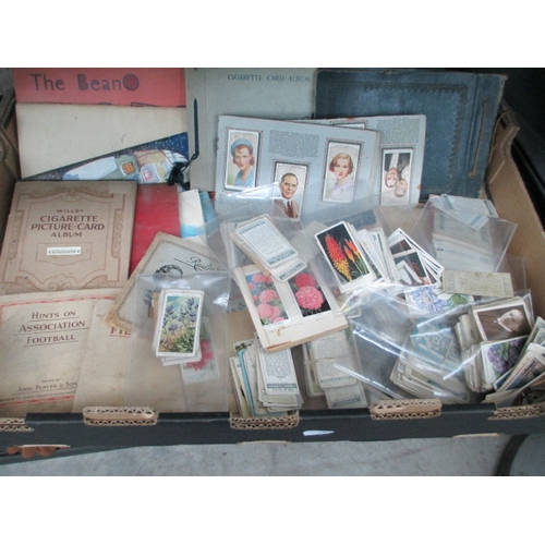 402 - Box inc cigarette cards and albums containing cards