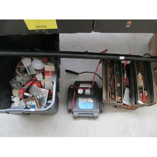 62 - Selection Inc. tub full of tools, Clarkes 12v charger, cantilever toolbox etc.