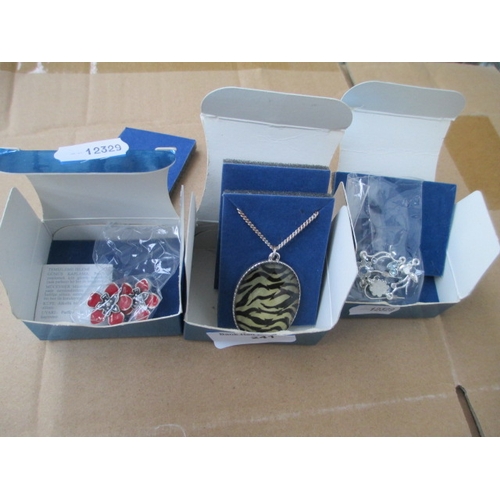 241 - Three boxed jewellery pieces