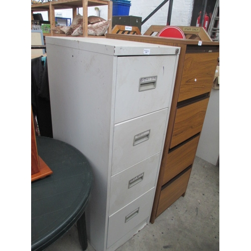 608 - A 4 drawer metal filing cabinet