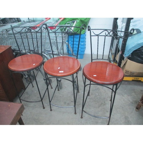 677 - set of 3 metal framed bar stools