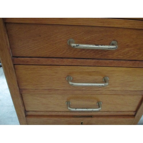 614 - A vintage 5 drawer teacher's/office desk