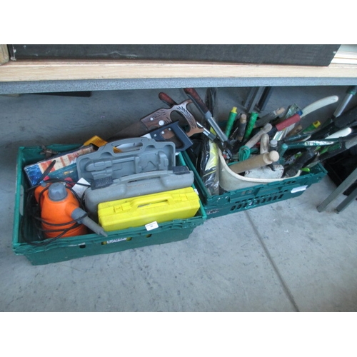 93 - Lot inc garden tools, hand tools, etc