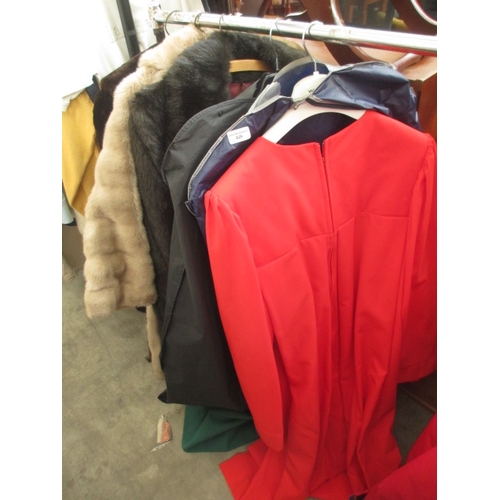 628 - 5 x items including 3 x faux fur coats