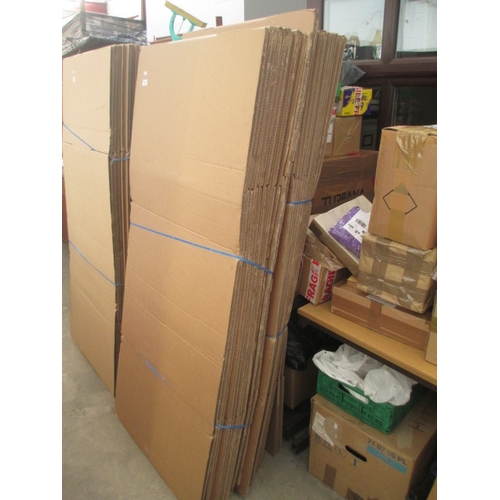 657 - A quantity of as-new flat packed cardboard boxes