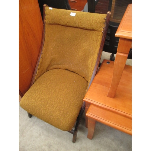 679 - A vintage upholstered nursing/bedroom chair