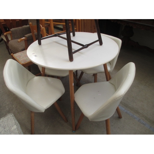 684 - A modern circular breakfast table with 4 x faux leather chairs