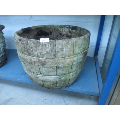 289 - Cast concrete garden pot, 12