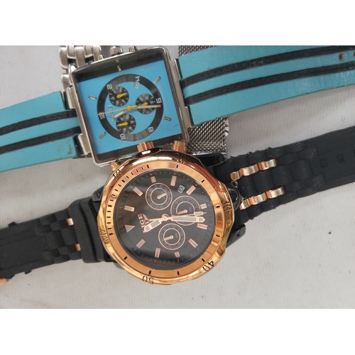 34 - Four assorted wristwatches