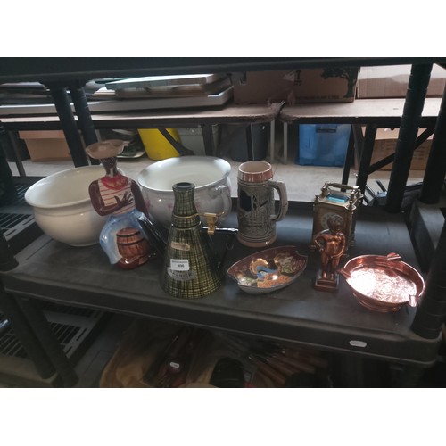9 x assorted decorative pottery and metal ware items