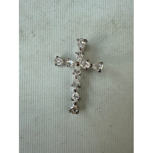 21 - Decorative cross