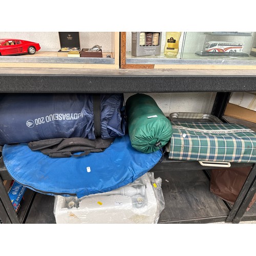 85 - Selection of camping items