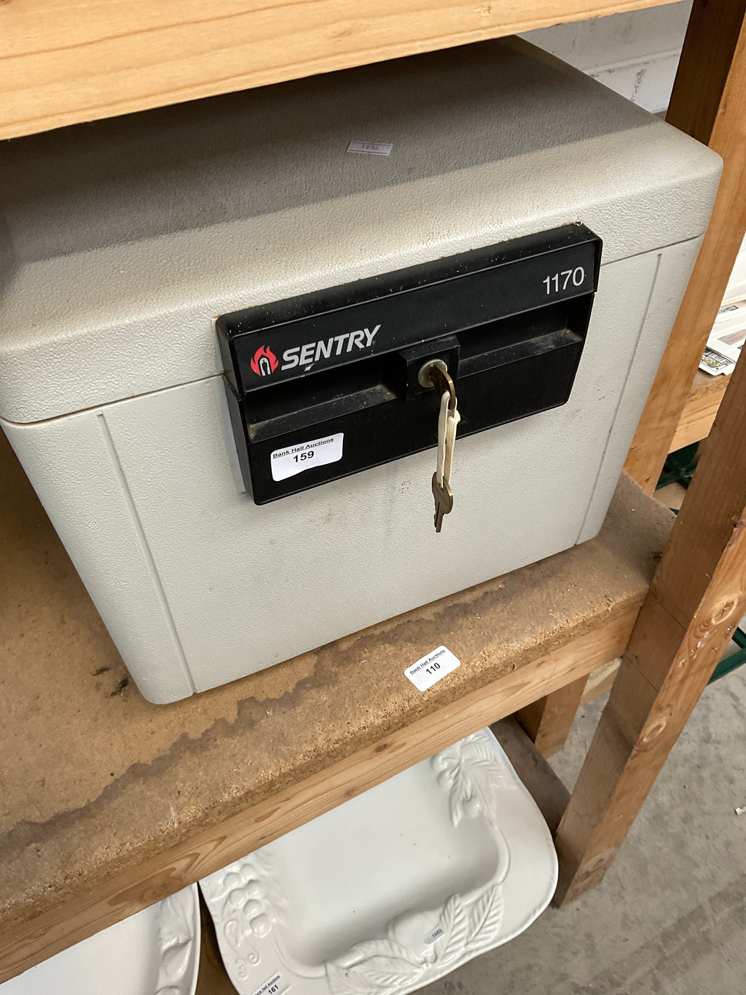 Sentry safe box with two keys